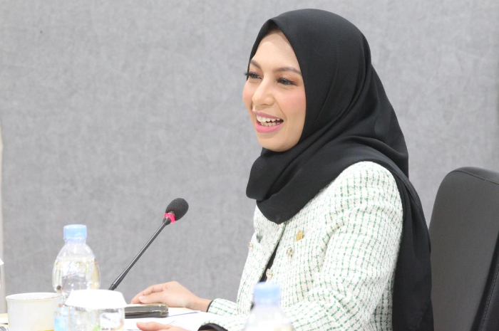 Senator MIRAH MIDADAN FAHMID ANGGOTA DPD RI PROV. NTB