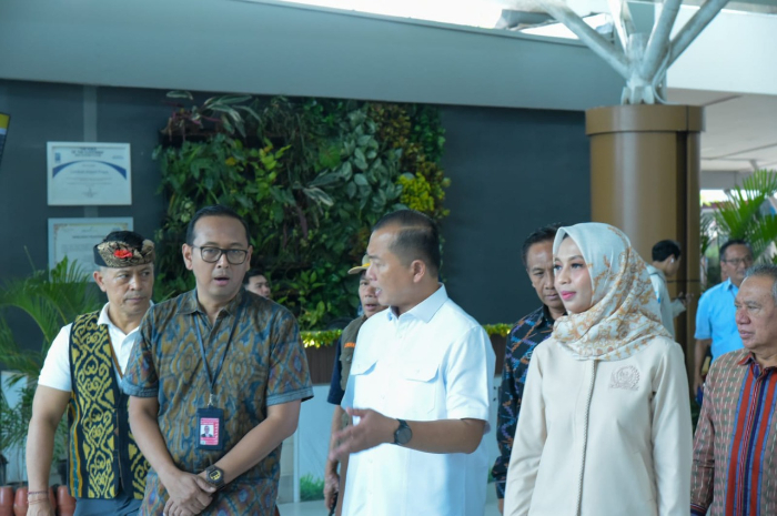 Senator Mirah Lakukan Pengawasan Pelaksanaan Mudik di Bandara Internasional Zainuddin Abdul Madjid Lombok