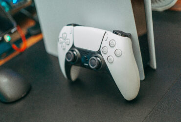 Photo by FOX ^.ᆽ.^= ∫: https://www.pexels.com/photo/close-up-shot-of-a-game-controller-13189290/