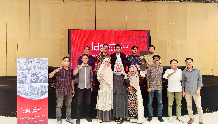 Menyiapkan Pemimpin Muda: Pelantikan Pengurus IDE Indonesia Cabang NTB